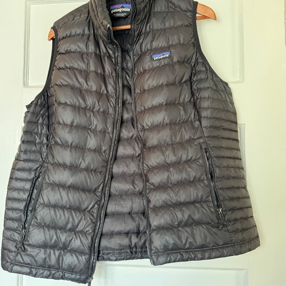 Patagonia Down Sweater Vest - XL- Black
